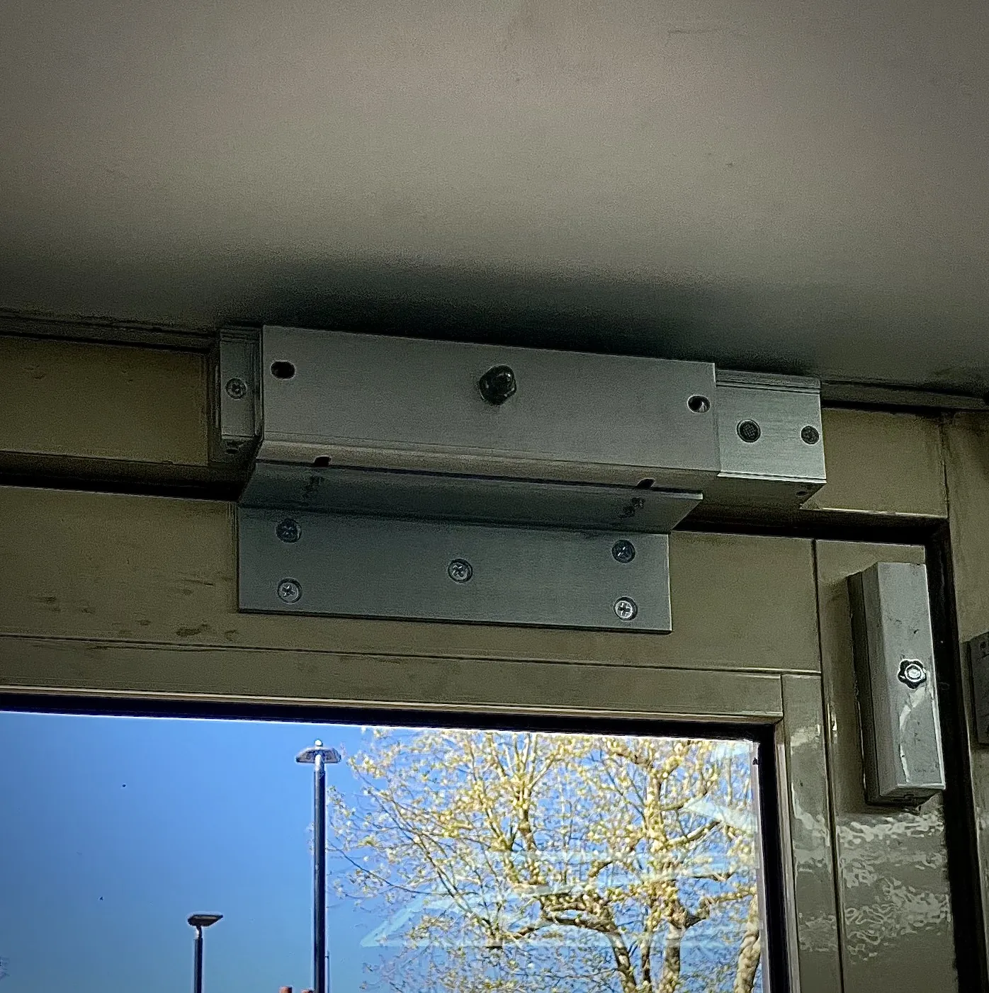 Magnetic Locks / Access Control