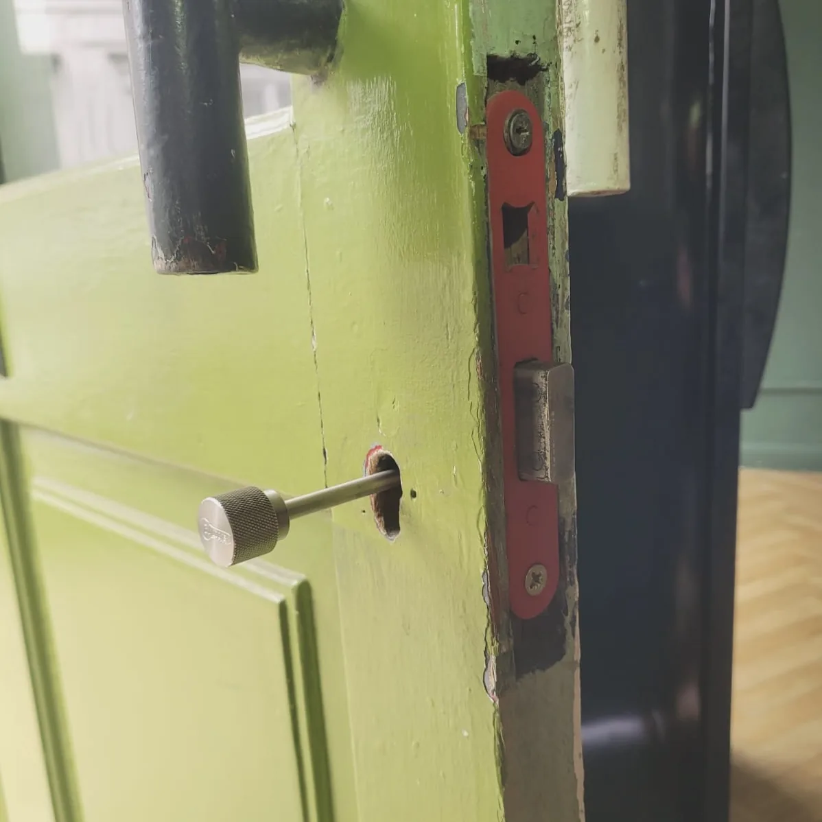 Non-Destructive Entry